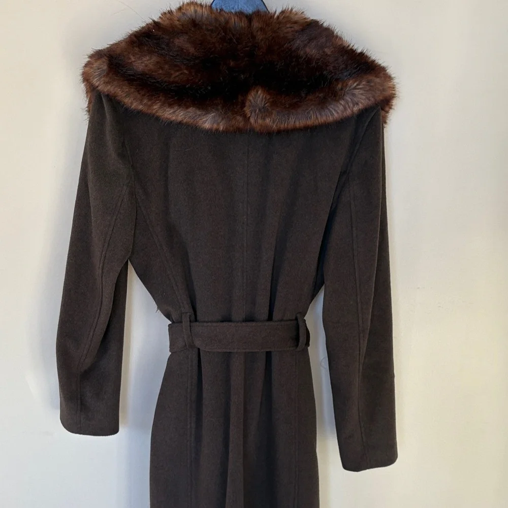 Lauren Ralph Lauren Brown Coat with Faux Fur Collar - Picture 8 of 11